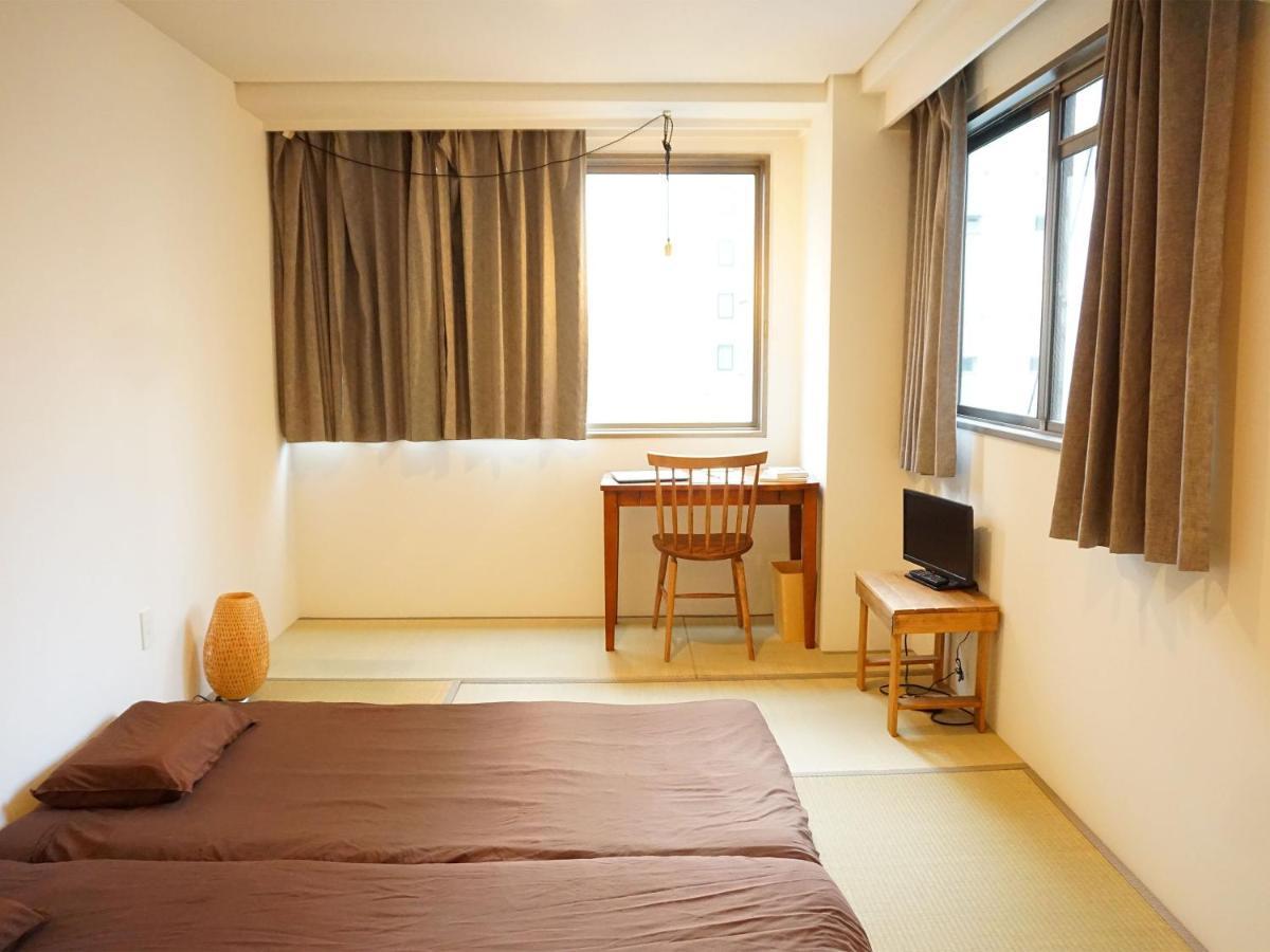 Beehive Hostel Осака Екстериор снимка
