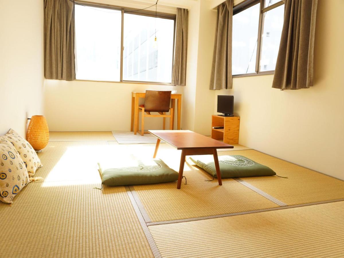 Beehive Hostel Осака Екстериор снимка