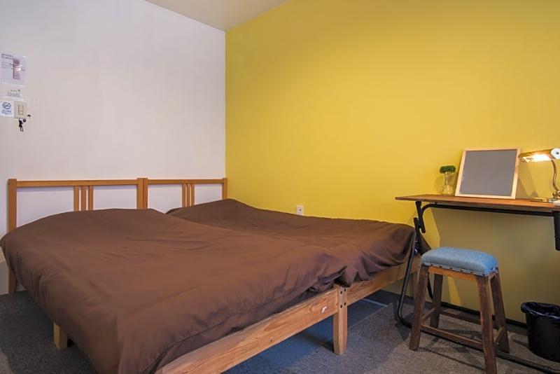 Beehive Hostel Осака Екстериор снимка